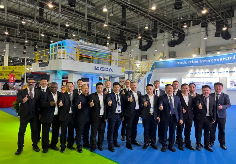 人生就是博集团石材机械闪灼乐山国际石材展，，，，，首日人气火爆！水头实地探访见证线锯实力！